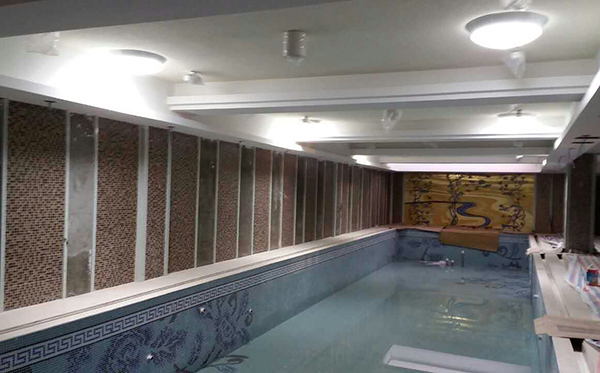 別墅地下游泳場(chǎng)用光導(dǎo)照明